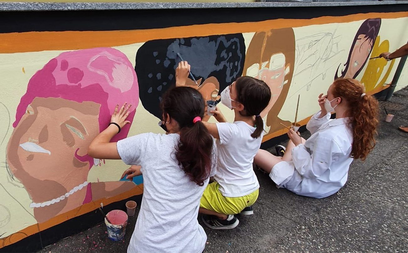 arte-partecipata-dipingere-con-gli-studenti-8